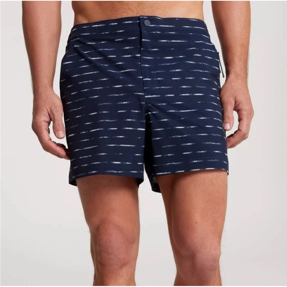 NWT VRST Men’s 5” Resort Shorts‎ in Navy/Sand Washed Stripe size L